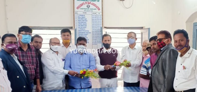 ବିଧାୟକ ଓ ବ୍ଲକ ଅଧ୍ୟକ୍ଷଙ୍କୁ ନବ ବର୍ଷର ଅଭିନନ୍ଦନ ଜଣାଇଲେ ଓକିଲସଂଘ ର କର୍ମକର୍ତ୍ତା ମାନେ