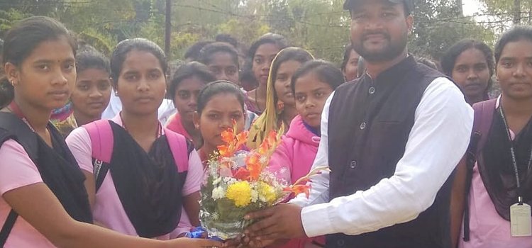 ସଦର ଛାତ୍ର ଉପ ସଭାପତି ଭାବେ କମଳେଶ ବଳଙ୍କୁ ସମ୍ବର୍ଦ୍ଧନା