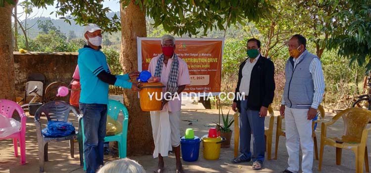 ବାଲିଗୁଡା ଜରାନିବାସରେ ନିତ୍ୟବ୍ୟବହାର୍ଯ୍ୟ ସାମଗ୍ରୀ ବଣ୍ଟନ