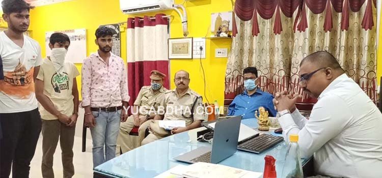 ବାଇକଚାଳନା ସମୟରେ ମୋବାଇଲ ବ୍ୟବହାର ଯୋଗୁ ୭୫ହଜାର ଜୋରିମାନା ଆଦାୟ