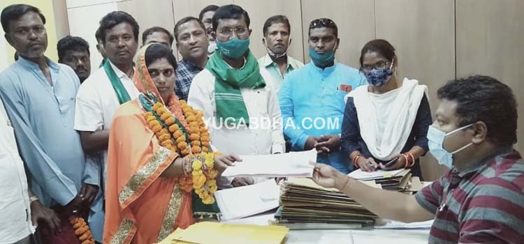 ସାନଖେମୁଣ୍ଡି ପି. ରାମଚନ୍ଦ୍ରପୁର ପଂଚାୟତ ଉପନିର୍ବାଚନ ପାଇଁ ଭା ଜ ପା ,ବି ଜେ ଡି ଓ କଂଗ୍ରେସ ପକ୍ଷରୁ  ପାର୍ଥି ପତ୍ର ଦାଖଲ