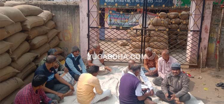 ଚତୁର୍ଥ ଦିନରେ ଚାଷୀଙ୍କ ଧାରଣା ଜାରି