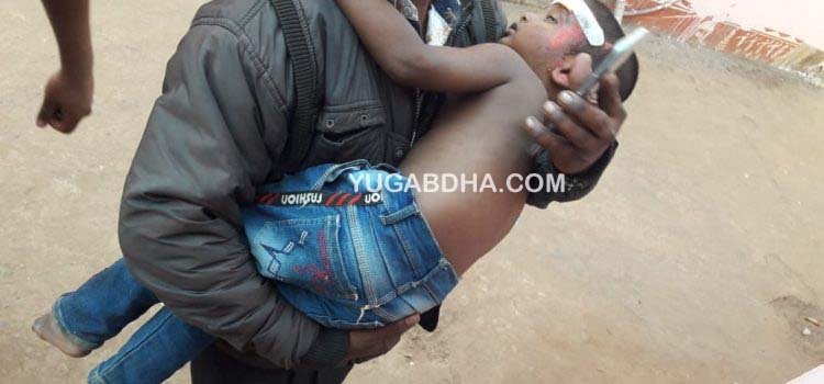 ବାଇକ ଦୁର୍ଘଟଣା :ବାପା, ମା ସହ ଶିଶୁ ପୁତ୍ର ଆହତ 