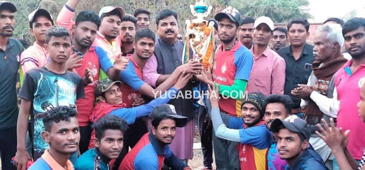 ଦୀନବନ୍ଧୁ ରାଉତ ମେମୋରିଆଲ କ୍ରିକେଟ ଟୁର୍ଣ୍ଣାମେଣ୍ଟ ଉଦଯାପିତ;ମା ତାରିଣୀ ୧୧ ଚମ୍ପିୟାନ