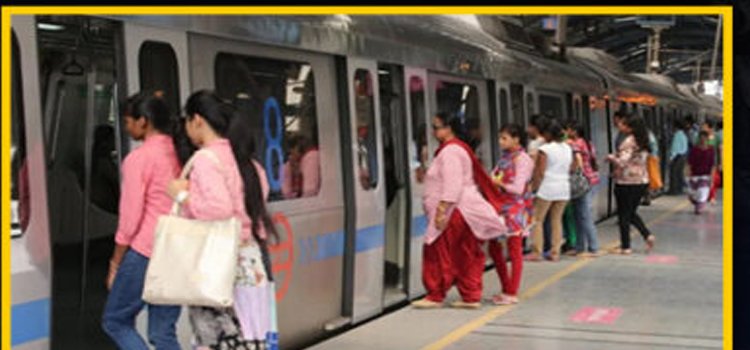 ‘ଚକା ଜାମ୍‌’: ଦିଲ୍ଲୀର ମେଟ୍ରୋ ଷ୍ଟେସନଗୁଡ଼ିକ‌ରେ ହାଇ ଆର୍ଲଟ ଜାରି,ଲାଲ୍ କିଲ୍ଲାରେ କଡ଼ା ସୁରକ୍ଷା ବ୍ୟବସ୍ଥା ଲାଗୁ