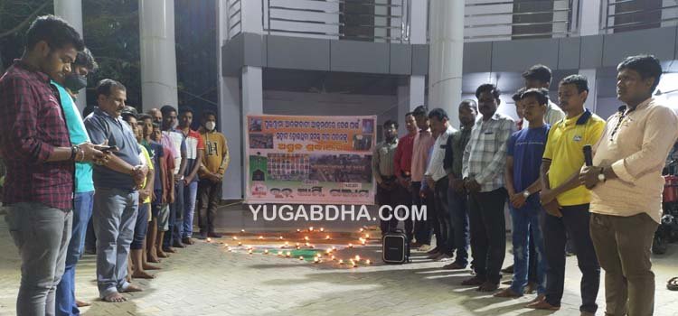 ତ୍ରିରଙ୍ଗା ସେବା ସଂଘ ପକ୍ଷରୁ ପୁଲୱାମା ସହିଦଙ୍କୁ ଶ୍ରଦ୍ଧାଂଜଳି