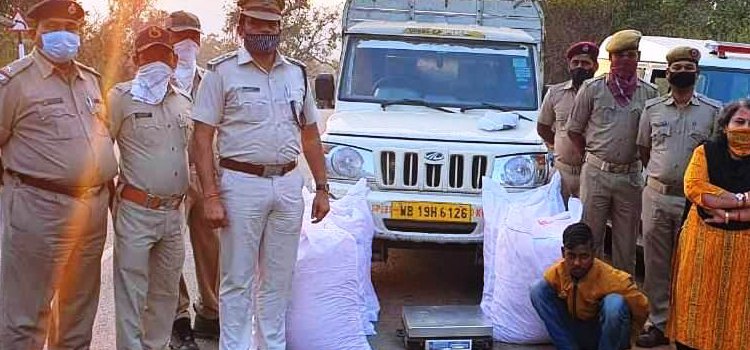 ଗଜପତିରୁ ବିହାରକୁ ୮ଲକ୍ଷ ଟଙ୍କାର ଗଞ୍ଜେଇ ଚୋରାଚାଲାଣ ବେଳେ ଜବତ,ଜଣେ ଗିରଫ ।