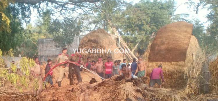 ଇଲେକ୍ଟ୍ରି ଟ୍ରାନ୍ସଫରମର ଫାଟି ଜଳିଗଲା ଧାନଗଦା