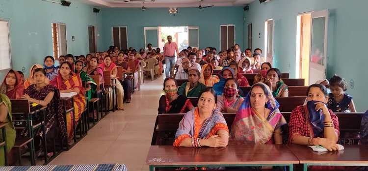 ବୃନ୍ଦାବନ ସରକାରୀ ବିଦ୍ୟାଳୟରେ ଅଭିଭାବକ ଓ ଶିକ୍ଷକ/ଶିକ୍ଷୟତ୍ରୀ ସମ୍ମିଳନୀ