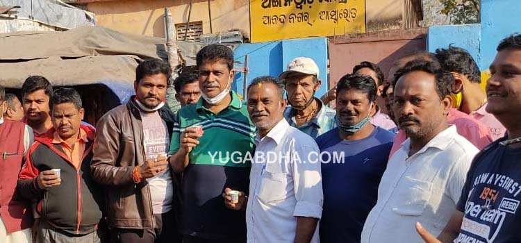 ବିଭିନ୍ନ ୱାର୍ଡ ବୁଲି ଲୋକଙ୍କ ସମସ୍ୟା ବୁଝୁଛନ୍ତି ବିଜେପି ନେତା କାହ୍ନୁ