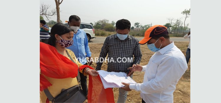 ଜିଲ୍ଲାପାଳଙ୍କ ସ୍ମାର୍ଟ ଶ୍ରେଣୀଗୃହ ଓ ଉନ୍ନୟନ ପ୍ରକଳ୍ପର ସମୀକ୍ଷା