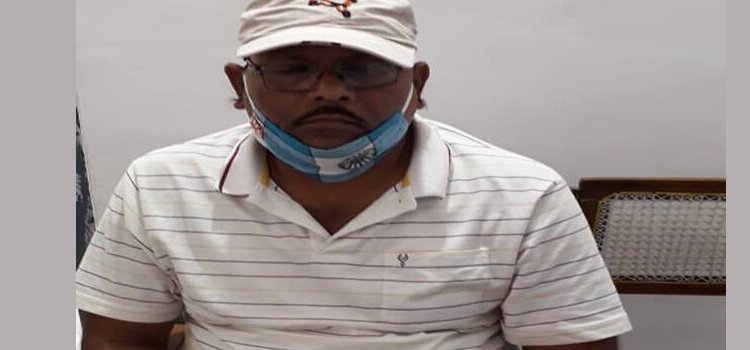 ଲାଞ୍ଚ ନେଇ ଫସିଲେ କନ୍ଧମାଳ ଜିଲାପାଳଙ୍କ କାର୍ଯ୍ୟାଳୟର ରେକର୍ଡ଼ ରୁମ୍‍ ଇନ୍‍ଚାର୍ଜ