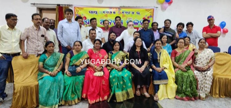 ଯୋଡା ମଧ୍ୟ ଇଂରାଜୀ ବିଦ୍ୟାଳୟର ୧୯୭୫ ବ୍ୟାଚର ବନ୍ଧୁମିଳନ