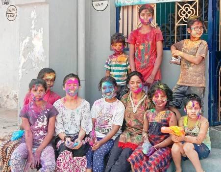 ପାରଳାରେ ନିରାଡମ୍ବର ଭାବେ ହୋଲି ଉତ୍ସବ ପାଳିତ