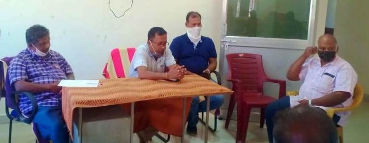 ନୂଆଗଡ ବ୍ଲକ ଯନ୍ତ୍ରୀଙ୍କୁ ତାଲା ପକାଇଲେ ଠିକାଦାର