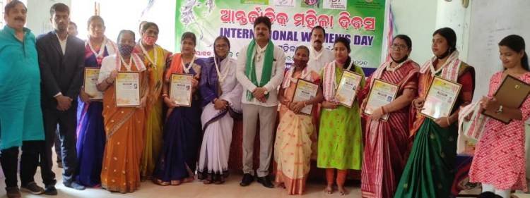ସବୁଜ ଭାରତ ତରଫରୁ ମହିଳା ଦିବସ ପାଳିତ