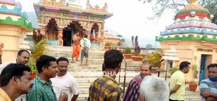 ମଧ୍ୟରାତ୍ର ପରେ ଶ୍ରୀଜଗନ୍ନାଥ ମନ୍ଦିରରୁ ଟଙ୍କା ଓ ଅଳଙ୍କାର ଲୁଟି ନେଲେ ଲୁଟେରା:ଘଟଣାସ୍ଥଳରେ ପୋଲିସର ଛାନଭିନ୍