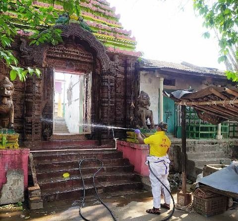 ଅଗ୍ନିଶମ ବିଭାଗ ତରଫରୁ ବେଲଗୁଣ୍ଠାର ବିଭିନ୍ନ ମନ୍ଦିର ବିଶୋଧନ