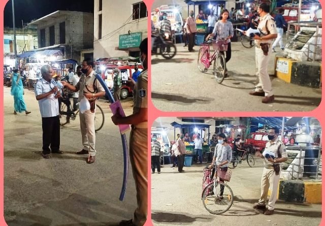 ପୋଲିସ ପକ୍ଷରୁ ବରିଷ୍ଠ ନାଗରିକ ଏବଂ ଛାତ୍ରଛାତ୍ରୀଙ୍କୁ ମାସ୍କ ବଣ୍ଟନ ଓ ସଚେତନତା