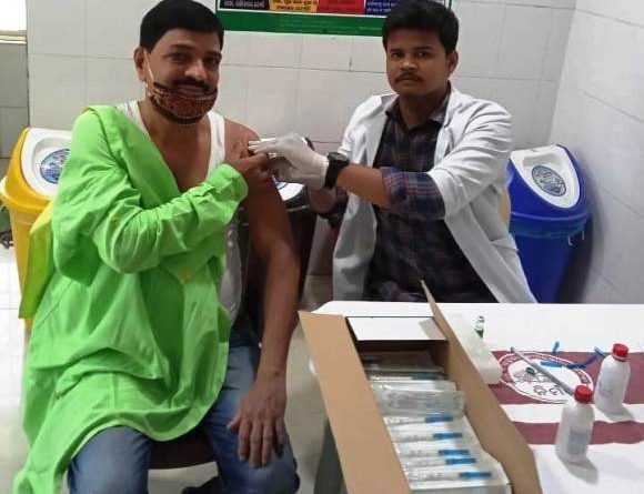 ଗଜପତିରେ ୪ ଦିନ ପରେ ପୁଣି କରୋନା ଟିକାକରଣ ଆରମ୍ଭ