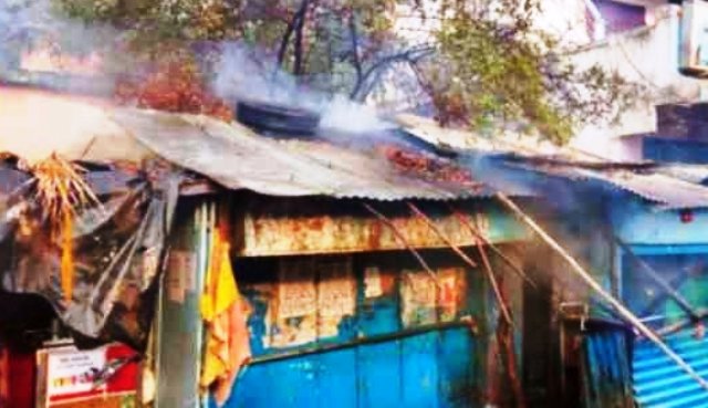 ଜଳଖିଆ ଦୋକାନରେ ଅଗ୍ନିକାଣ୍ଡ, ୫୦ହଜାର ଟଙ୍କାର ସମ୍ପତ୍ତି ଭସ୍ମିଭୂତ