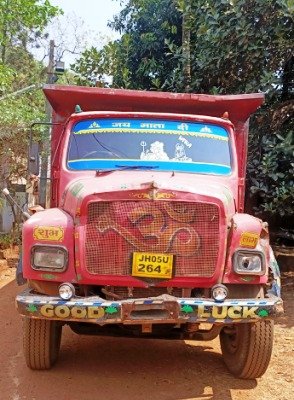 ଚୋରା ଲୁହାପଥର ବୋଝେଇ ‌ଟ୍ରକ ଜବତ