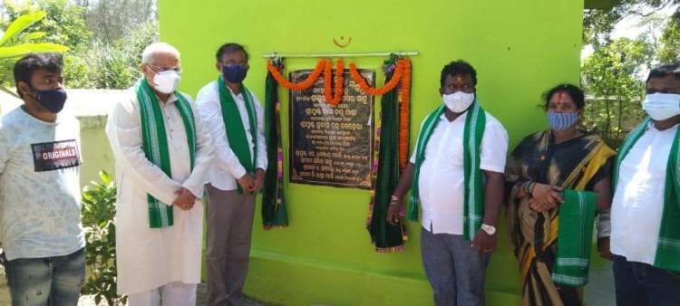 ଚିକଲଖଣ୍ଡି ପଂଚାୟତରେ ସାଂସଦ ଓ ବିଧାୟକଙ୍କ ଦ୍ୱାରା ବିଭିନ୍ନ ପ୍ରକଳ୍ପର ଉଦଘାଟନ