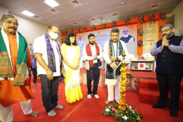 ଭୁବନେଶ୍ୱର ଠାରେ ଦକ୍ଷତା ବିକାଶ ଅନୁଷ୍ଠାନର ସ୍ଥାୟୀ କ୍ୟାମ୍ପସ ଲୋକାର୍ପଣ : ଛାତ୍ରଛାତ୍ରୀମାନେ କୁଶଳୀ ମାଧ୍ୟମରେ ସ୍ୱାବଲମ୍ବୀ ସହ ଆତ୍ମନିର୍ଭର ହୋଇପାରିବେ -ଧର୍ମେନ୍ଦ୍ର ପ୍ରଧାନ