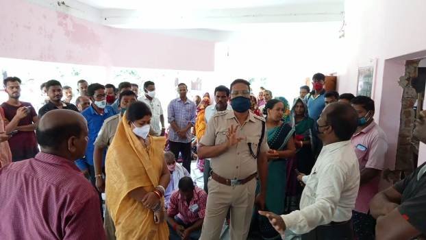 ସ୍ମାର୍ଟ ବିଦ୍ୟାଳୟ ନିର୍ମାଣ କୁ ନେଇ ବିଜେଡି ର ଦୁଇ ଗୋଷ୍ଠି ମଧ୍ୟରେ ବିବାଦ