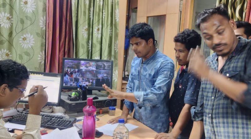 ୟୁନିଅନ ବ୍ୟାଙ୍କ ଅଫ ଇଣ୍ଡିଆର ହିତାଧିକାରୀଙ୍କ ବିଭିନ୍ନ ସମସ୍ୟା ନେଇ ବ୍ୟାଙ୍କ ପରିଚାଳଙ୍କୁ ଦାବି ପତ୍ର