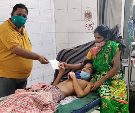 ଅସହାୟ ସାଫିନିଙ୍କ ଚିକିତ୍ସା ପାଇଁ ଆଗକୁ ଆସିଲା ଜିଲ୍ଲା ପ୍ରଶାସନ
