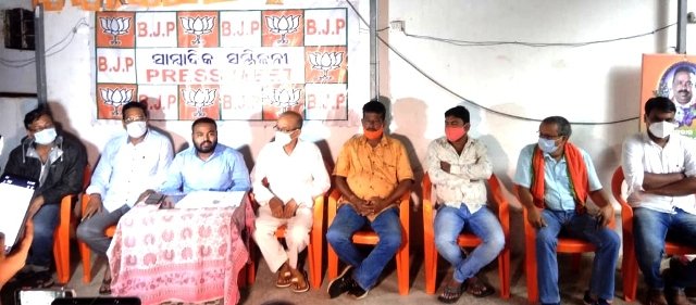 ସହରର ପାନୀୟ ଜଳ ପରିମଳ ବ୍ୟବସ୍ଥା ଓ ନକଲି ସଫେଇ କର୍ମଚାରୀଙ୍କ ଗୁମର ଖୋଲିଲା ବିଜେପି 