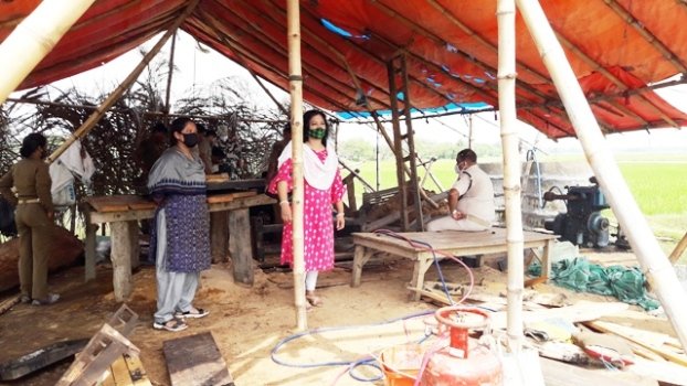 କରତ କଳରେ ଚଢାଉ ଲକ୍ଷାଧିକ ଟଙ୍କାର ଯନ୍ତ୍ରାଂଶ ଜବତ