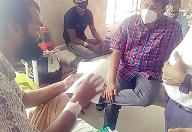 ମେଡିକାଲରେ ଶ୍ରୀକାନ୍ତଙ୍କୁ ଭେଟିଲେ ଜିଲ୍ଲାପାଳ