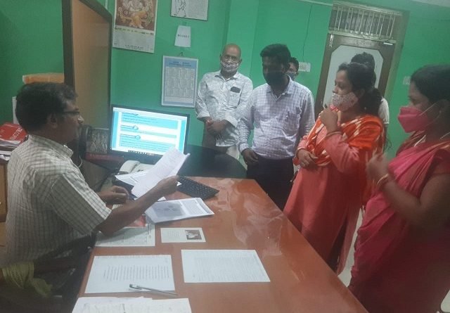 ବେସରକାରୀ ଅନୁଦାନପ୍ରାପ୍ତ ଓ ଅଣଅନୁଦାନପ୍ରାପ୍ତ କଲେଜ ଶିକ୍ଷକ ଓ ଅଣଶିକ୍ଷକ କର୍ମଚାରୀ ସଙ୍ଘ ପକ୍ଷରୁ ମୁଖ୍ୟମନ୍ତ୍ରୀଙ୍କ ଉଦେଶ୍ୟରେ ଦାବିପତ୍ର