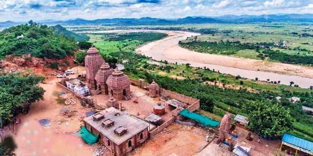 ମା ତାରାତାରିଣୀଙ୍କ ପୀଠର ବିକାଶ ମୂଳକ କାର୍ଯ୍ୟ ନିର୍ଦ୍ଧାରିତ ସମୟରେ ସମାପ୍ତ ହେବ ; ଜିଲ୍ଲାପାଳ