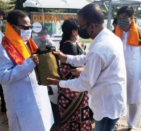 ଦ୍ଵିତୀୟ ପର୍ଯ୍ୟାୟରେ ଗଞ୍ଜାମ ପରିଦର୍ଶନରେ ୬ମନ୍ତ୍ରୀଙ୍କ ସହ ବିଧାୟକଗଣ