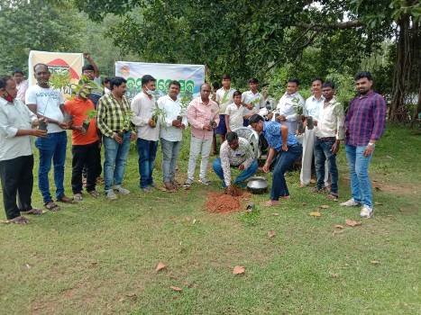 ପ୍ରେସକ୍ଲବ ଏବଂ ଝାଡ଼ବନ୍ଧ ସମ୍ବାଦ ସାହିତ୍ୟ ଘର ମିଳିତ ଆନୁକୂଲ୍ୟରେ ବୃକ୍ଷରୋପଣ