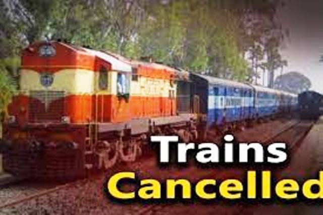 ୧୧ ଟ୍ରେନ୍ ବାତିଲ୍