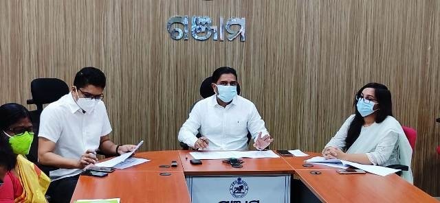 ରୁପାନ୍ତରିତ ହୋଇଥିବା ବିଦ୍ୟାଳୟ ଗୁଡିକର ଯତ୍ନ ପ୍ରଧାନଶିକ୍ଷକଗଣ ନେବା ଆବଶ୍ୟକ ; ଜିଲ୍ଲାପାଳ