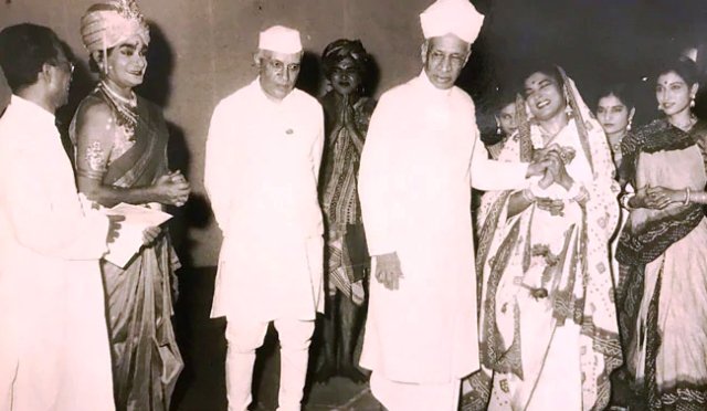 ଶିକ୍ଷକ ଦିବସ ପାଳନ ପଛର ଇତିହାସ