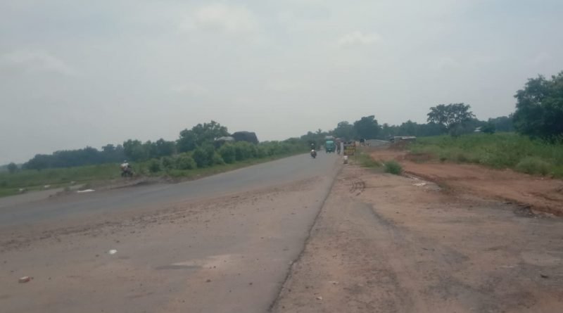 ପାଇମହୁରା ଛକ ଠାରେ ଗଳିପୋଲ ପାଇଁ ଦାବି