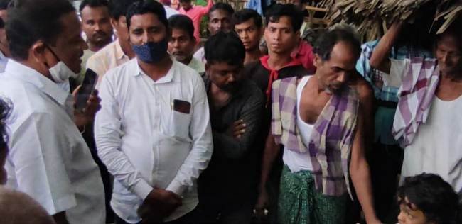 ରୋଗରେ ମୃତ୍ୟୁବରଣ କରିଥିବା ପରିବାରକୁ ସହାୟତା