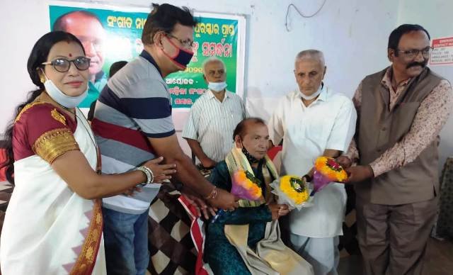 ପାରଳାର ଗର୍ବ ଗୌରବ ଗୁରୁ ରଘୁନାଥ ପାତ୍ରଙ୍କୁ ସମ୍ବର୍ଦ୍ଧନା