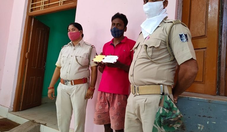 କେନ୍ଦ୍ରାପଡା ଜିଲ୍ଲା ଅବକାରୀ ବିଭାଗ ଚଢାଉ :୧୫ଗ୍ରାମ ବ୍ରାଉନସୁଗାର ଜବତ
