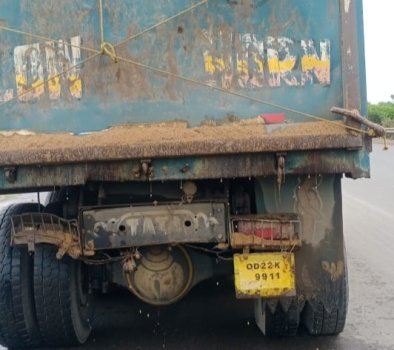 ବାଲି ଟ୍ରକ ଜବତ