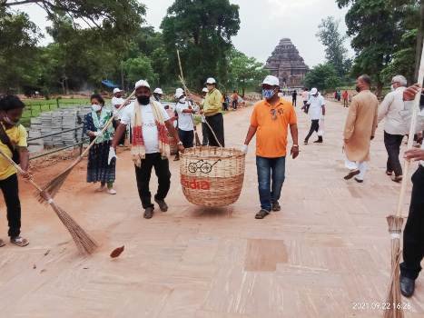 ଭାରତ ପର୍ଯ୍ୟଟନ ବିଭାଗ ପକ୍ଷରୁ କୋଣାର୍କ ଠାରେ ସ୍ବଚ୍ଛତା କାର୍ଯ୍ୟକ୍ରମ