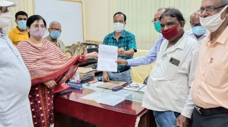 ସୋର ସରକାରୀ ଡାକ୍ତରଖାନା ଅବ୍ୟବସ୍ଥା ନେଇ ମୁଖ୍ୟ ଚିକିତ୍ସାଧିକାରୀଙ୍କ ସହ ଆଲୋଚନା