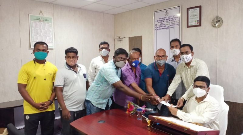 ରିକାପଲ୍ଲୀ ସ୍ଥିତ ଶ୍ମଶାନ ଗୃହର ଉନ୍ନତି ସକାଶେ ଡୁଡା ପିଡିଙ୍କୁ ଭେଟିଲେ ଅଂଚଳବାସୀ