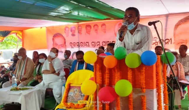ପଞ୍ଚାୟତ ନିର୍ବାଚନ ପାଇଁ ପାଗ ଭିଡ଼ିଲା କଂଗ୍ରେସ: ଯିଏ ଲୋକଙ୍କ ସାଥିରେ ଥିବ ସେ ହେବ ପ୍ରାର୍ଥୀ: ନିରଞ୍ଜନ